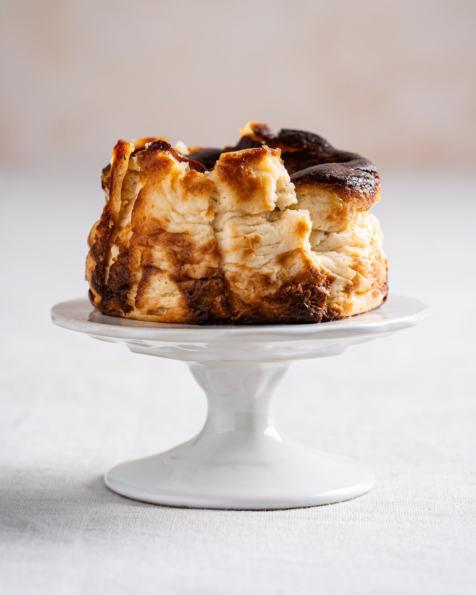 Burnt Cheesecake Muffins