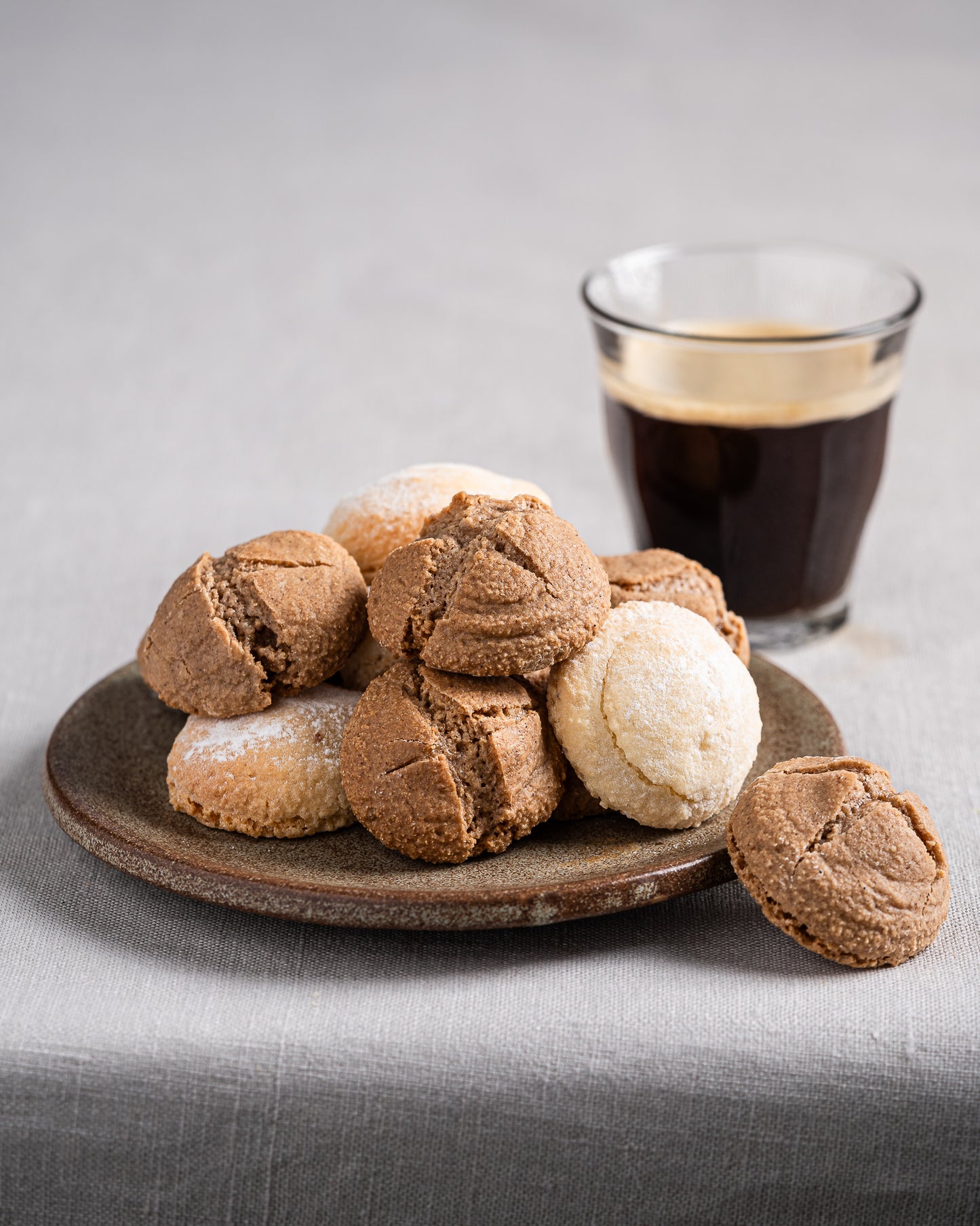 Macarons and Mouchons