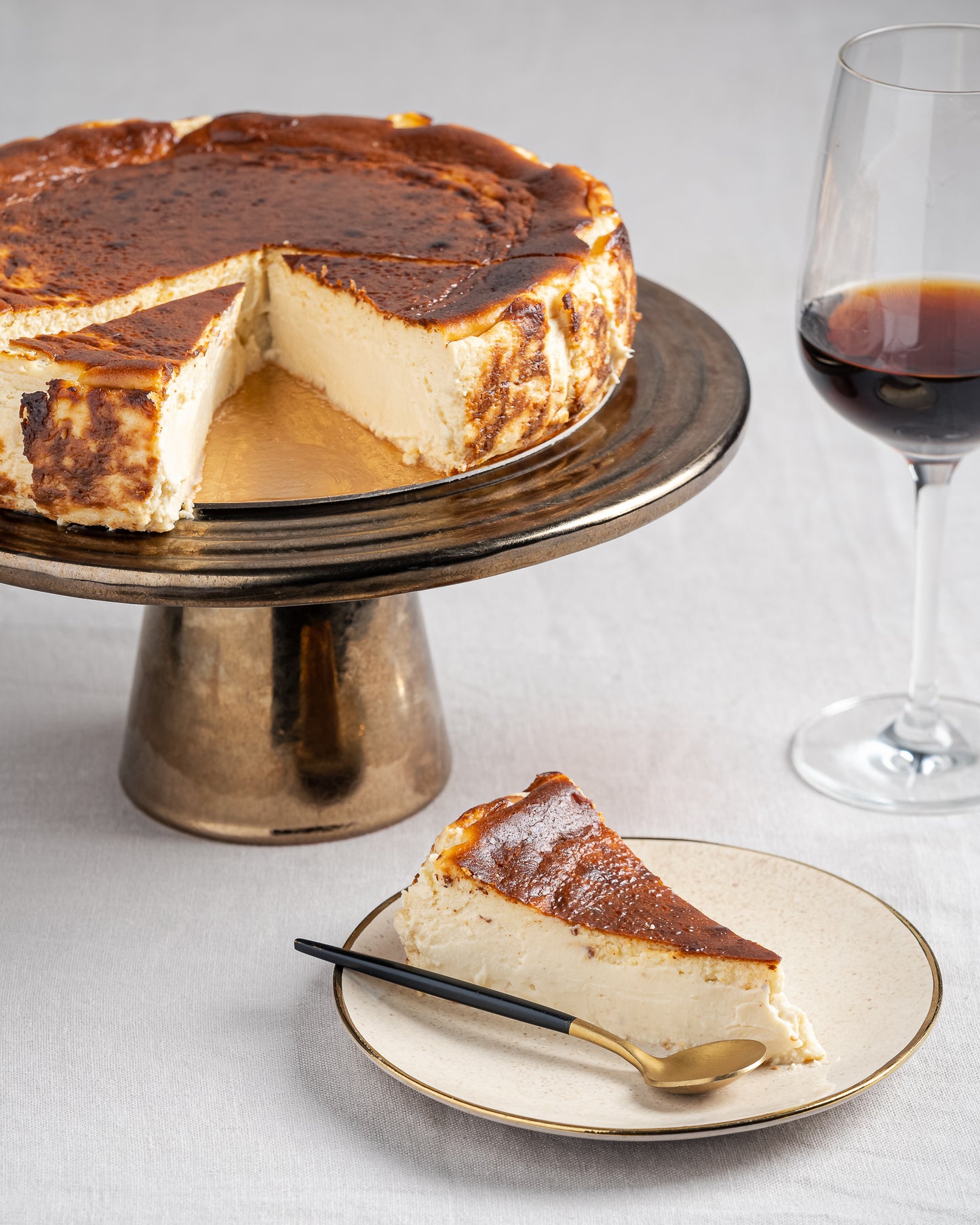 basque burnt cheesecake with wine